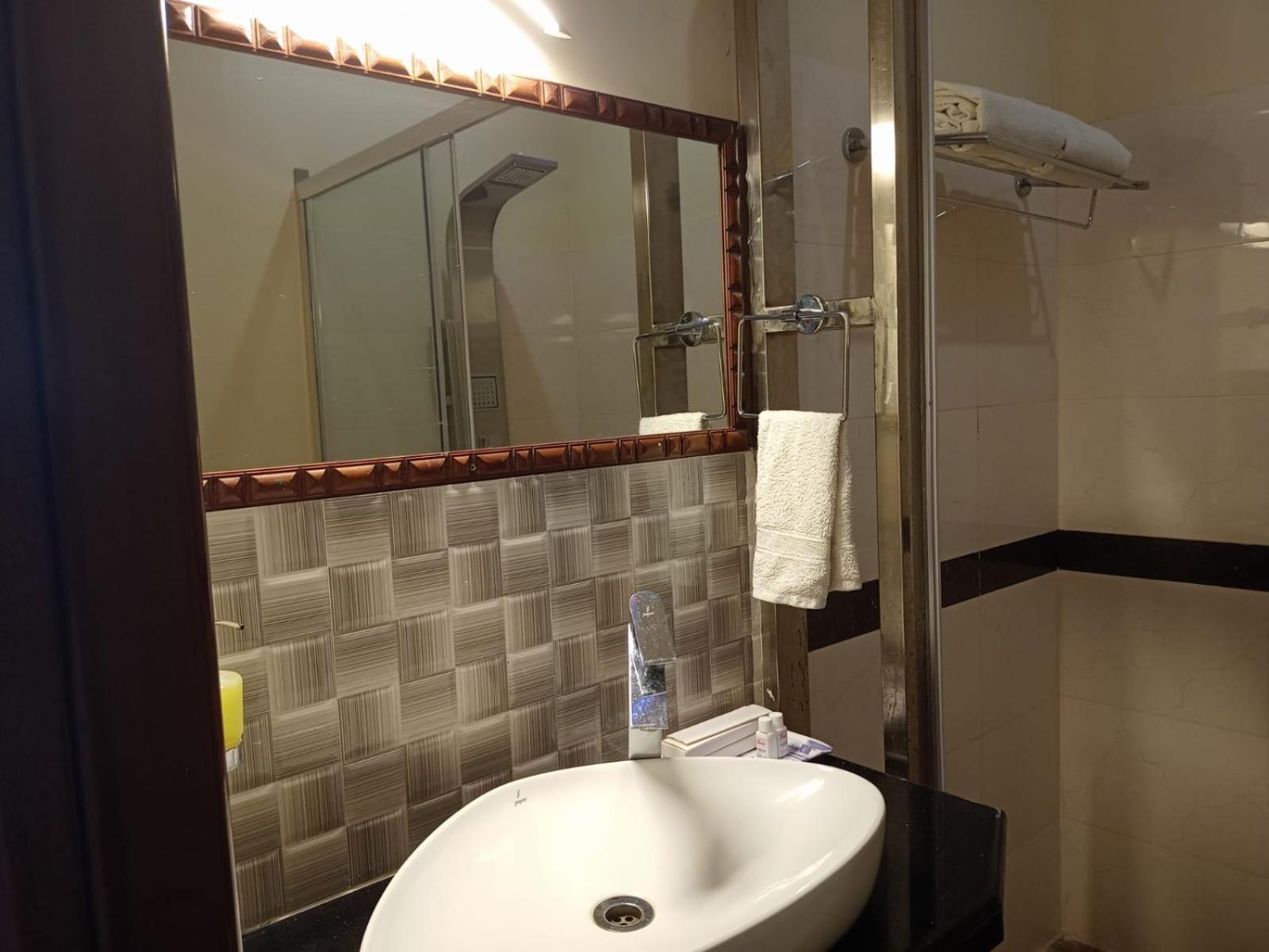 Changs Resort Kaharpara Ngoại thất bức ảnh